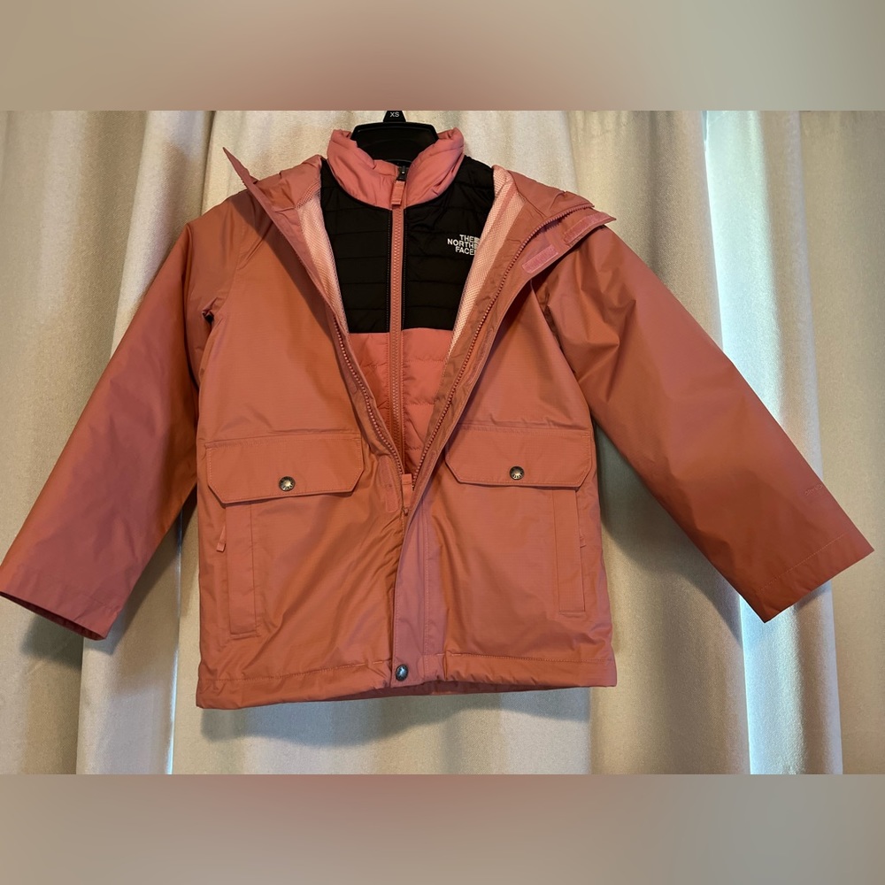 The Northface girl jacket 3-1